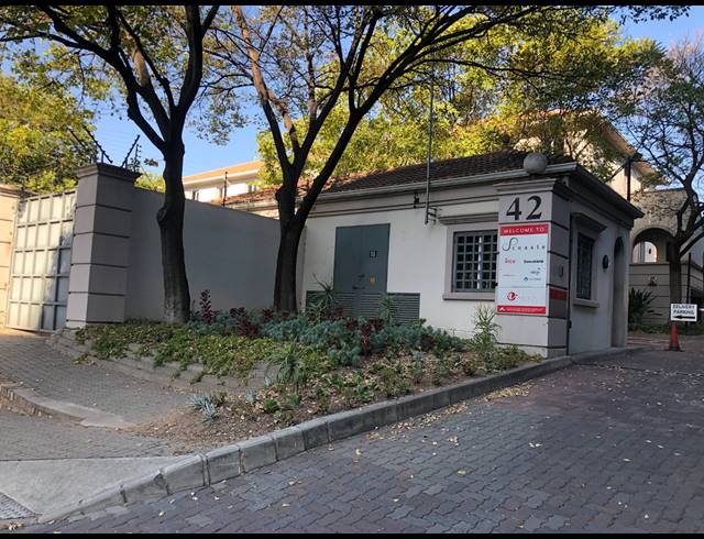 495M² OFFICE TO LET IN WIERDA VALLEY